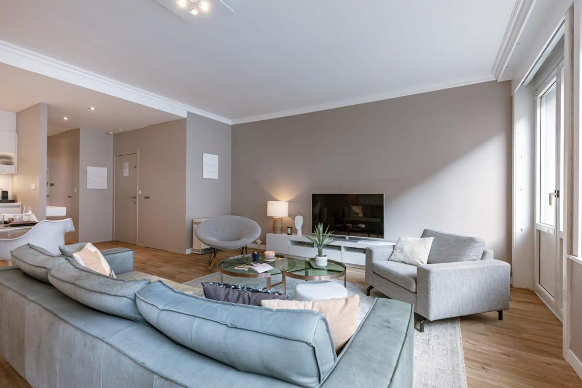 Huswell - Modern In Heart Of With Terrace *